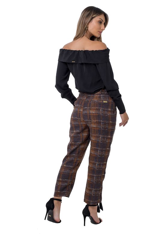 Calca-De-Linho-Estampado-Com-Botao-No-Cos