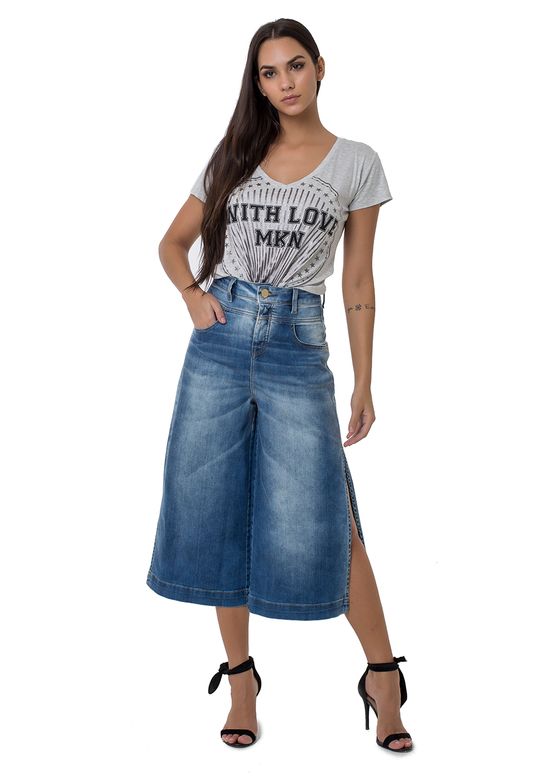 Calca-Jeans-Pantacourt-Com-Barra-Desfeita