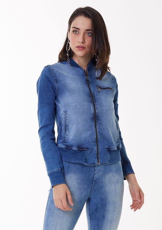 Jaqueta-Jeans-Com-Estampa-De-Caveira