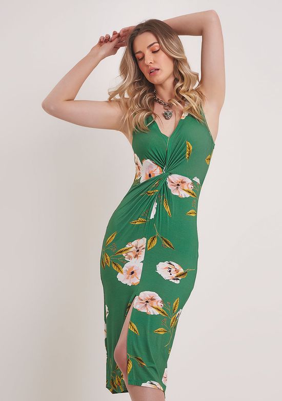 vestido justo com brilho